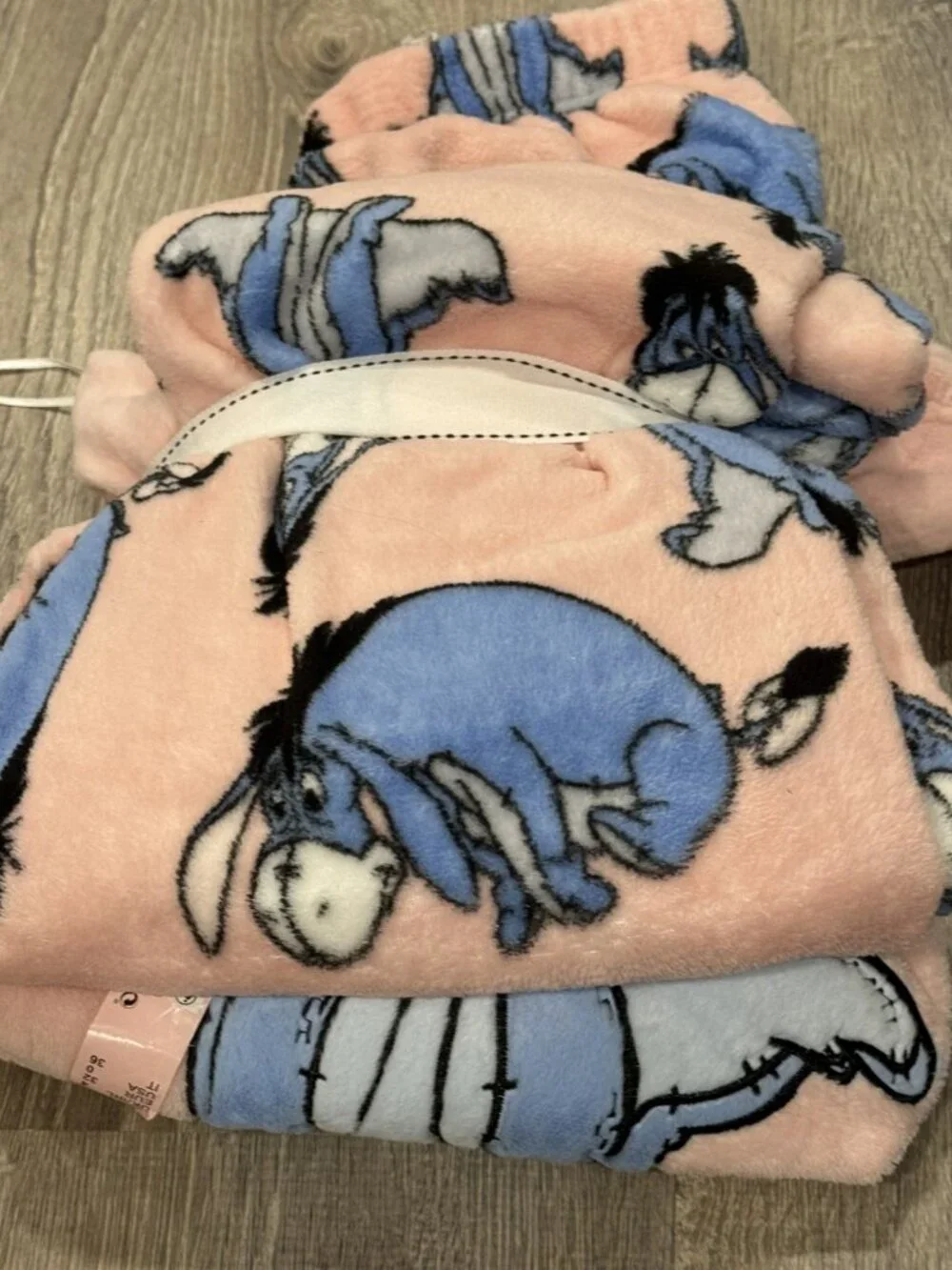 New Pair Of Ladies Pajamas Pink Disney Eeyore 2XS Soft OC6 - Picture 3 of 3